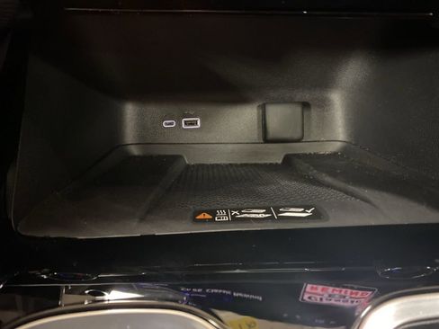 Certified 2024 Chevrolet Traverse RS w/ LPO, Floor Liner Package image 50