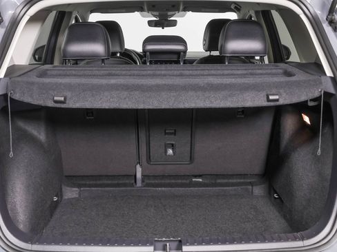 Used 2023 Volkswagen Taos SE FWD image 38
