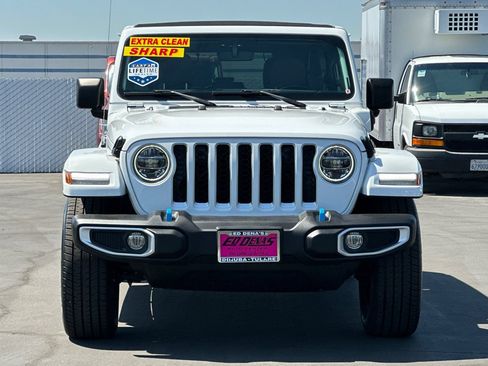 Used 2022 Jeep Wrangler Unlimited Sahara AWD/4WD image 10