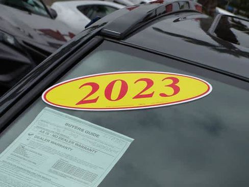 Certified 2023 Toyota RAV4 XLE w/ Convenience Package FWD image 6