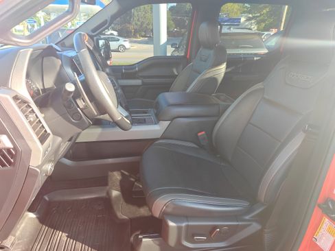 Used 2018 Ford F150 Raptor w/ Equipment Group 802A Luxury image 23