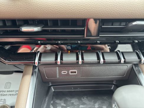 New 2026 GMC Canyon Denali AWD/4WD image 23