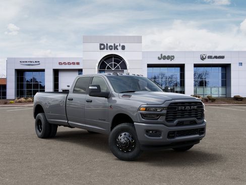 New 2026 RAM 3500 Big Horn AWD/4WD image 5
