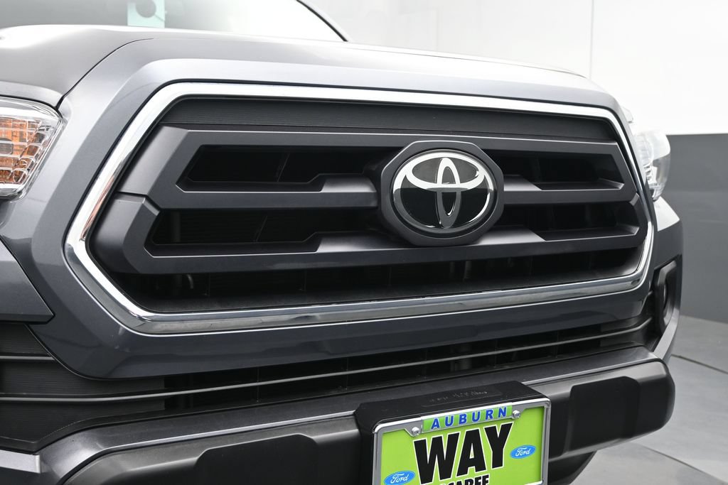Used 2021 Toyota Tacoma SR5 RWD image 5