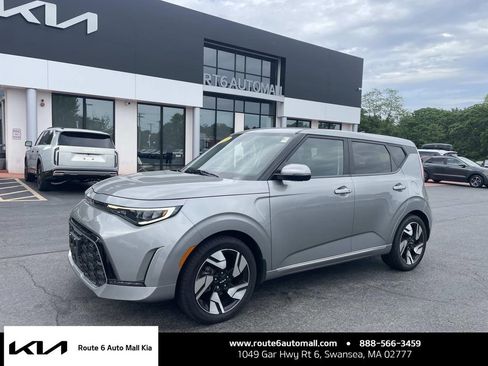 Used 2023 Kia Soul GT-Line w/ GT-Line Technology Package FWD image 1