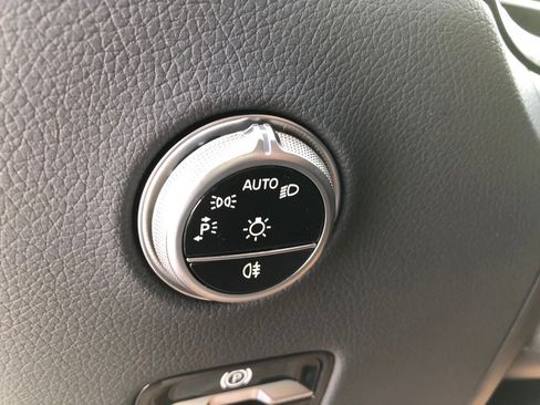 New 2026 Mercedes-Benz GLC 300 4MATIC image 13