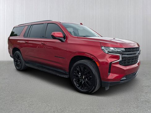 Used 2021 Chevrolet Suburban RST AWD/4WD image 1