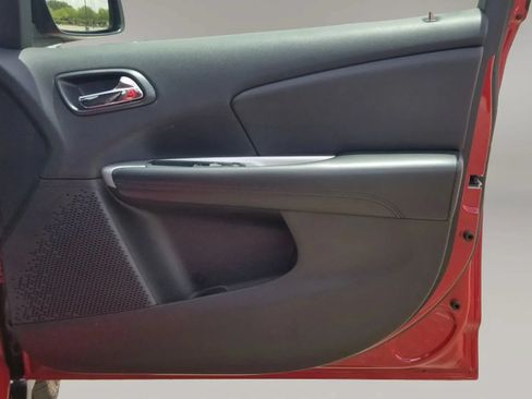 Used 2016 Dodge Journey SXT w/ Premium Group FWD image 18