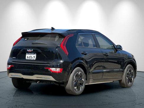 New 2026 Kia Niro Wind FWD image 4