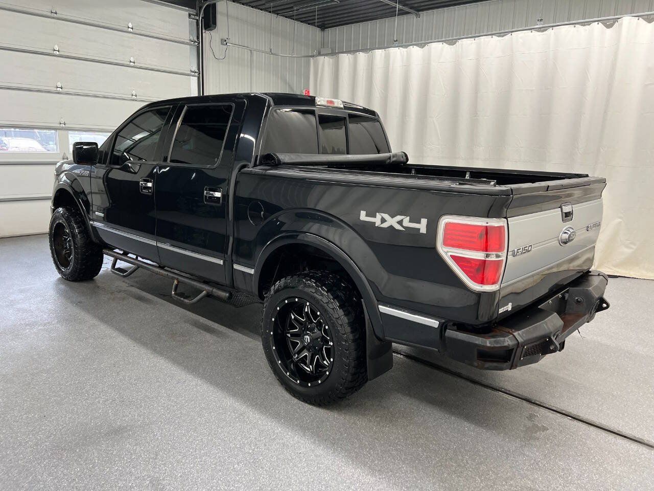 Used 2014 Ford F150 Platinum AWD/4WD image 6