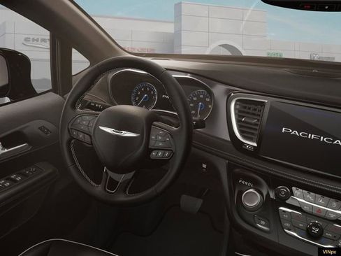 New 2026 Chrysler Pacifica Limited AWD/4WD image 17