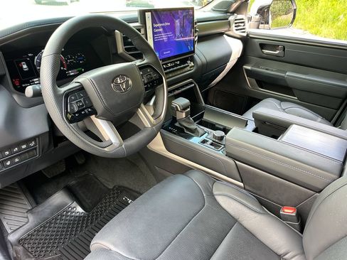 Used 2026 Toyota Sequoia Platinum AWD/4WD image 11