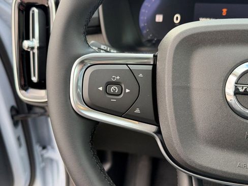 New 2026 Volvo XC40 B5 Plus w/ Protection Package Premier image 29