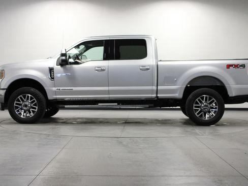 Used 2019 Ford F250 Lariat w/ Lariat Ultimate Package image 4