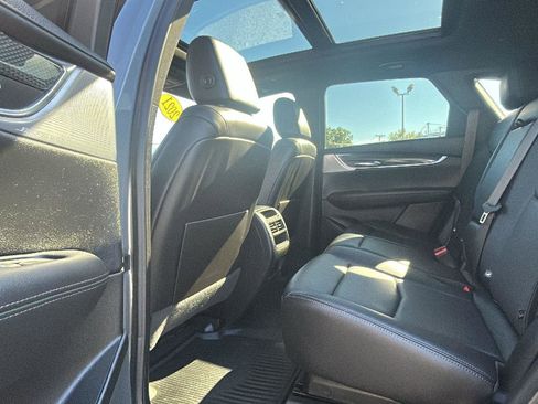 Used 2021 Cadillac XT5 Sportv w/ LPO, Floor Liner Package image 28