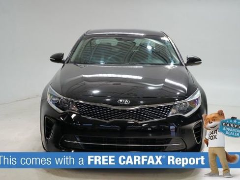 Used 2018 Kia Optima S image 2