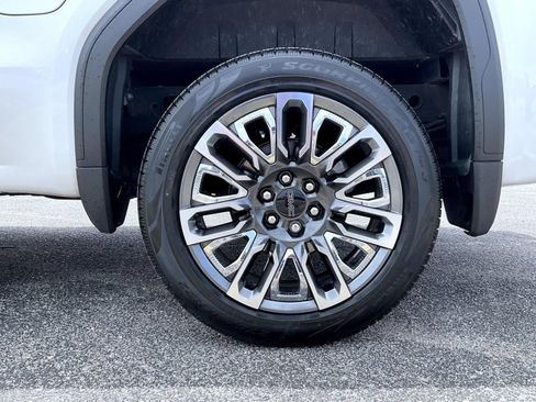 Certified 2024 GMC Sierra 1500 Denali Ultimate AWD/4WD image 23