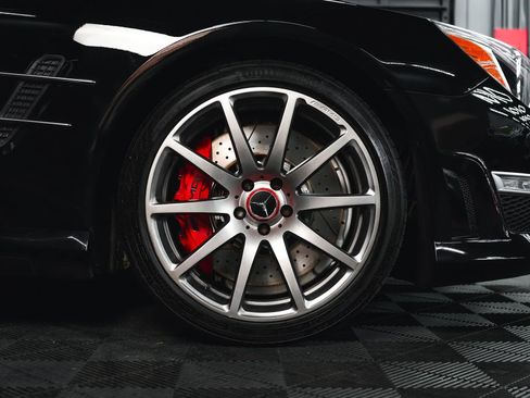 Used 2015 Mercedes-Benz SL 63 AMG image 17