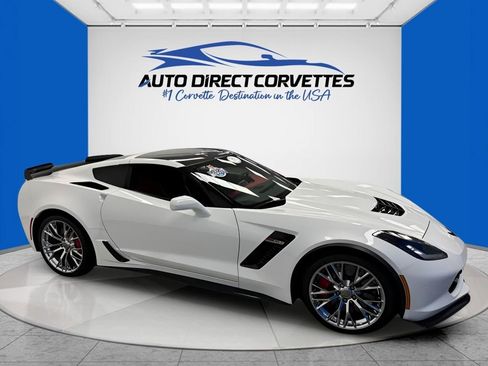 Used 2017 Chevrolet Corvette Z06 RWD image 6