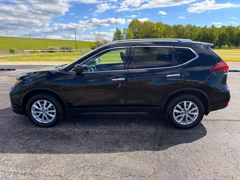 Used 2018 Nissan Rogue SV w/ Premium Package AWD/4WD image 16