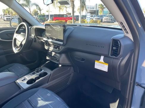 New 2025 Ford Bronco Sport Heritage w/ Convenience Package image 27
