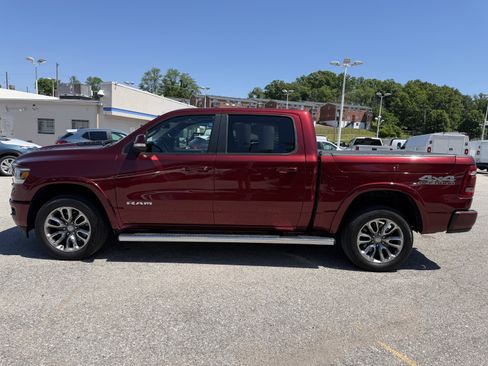 Used 2020 RAM 1500 Laramie w/ Sport Appearance Package AWD/4WD image 4
