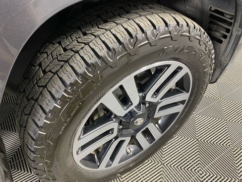 Used 2019 Toyota 4Runner Limited AWD/4WD image 14