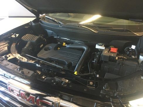 Used 2025 GMC Terrain Elevation image 30