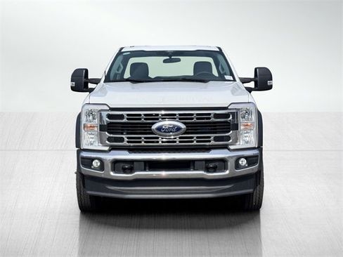 New 2025 Ford F450 XL image 2