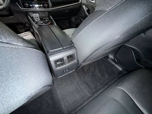 Used 2023 Nissan Rogue SV AWD/4WD image 20