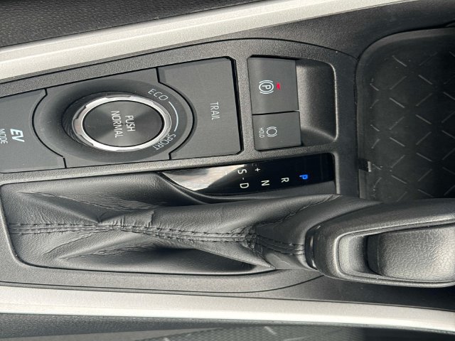 Used 2025 Toyota RAV4 XLE w/ Convenience Package AWD/4WD image 24