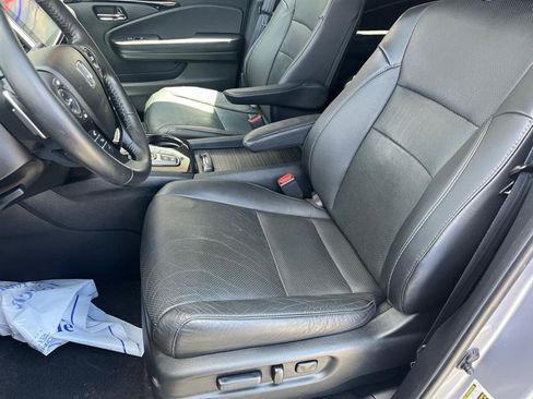 Used 2016 Honda Pilot Elite image 11