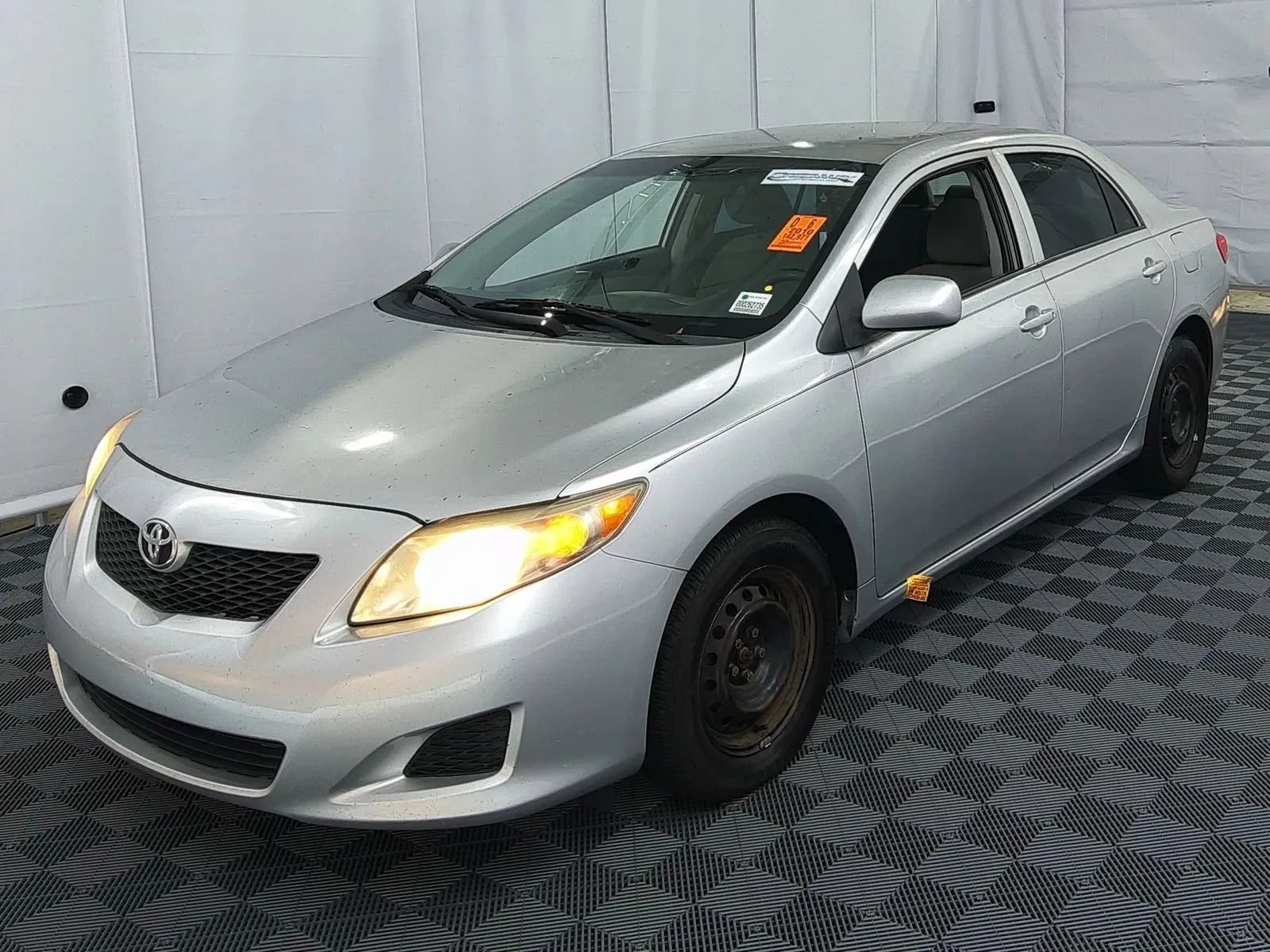 Used 2010 Toyota Corolla LE w/ LE EVP Pkg #1 FWD image 1