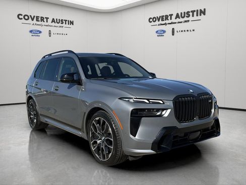 Used 2023 BMW X7 M60i w/ Executive Package image 7