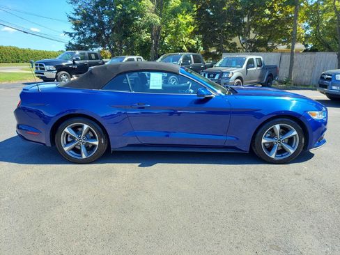 Used 2015 Ford Mustang Convertible w/ Equipment Group 051A image 4