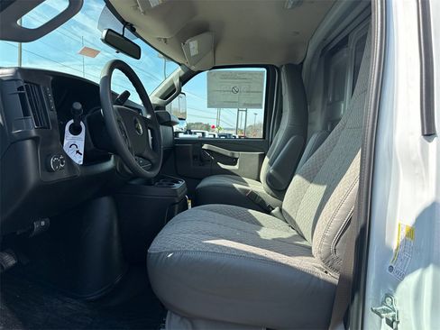 New 2026 Chevrolet Express 3500 1WT w/ Power Convenience Package image 10