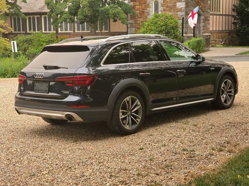 Used 2018 Audi A4 2.0T allroad Premium Plus w/ Premium Plus Package AWD/4WD image 4
