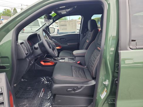 New 2026 Nissan Frontier PRO-4X w/ Pro-4x Convenience Package AWD/4WD image 11