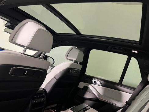 Certified 2024 BMW X5 M60i w/ Parking Assistance Package image 33