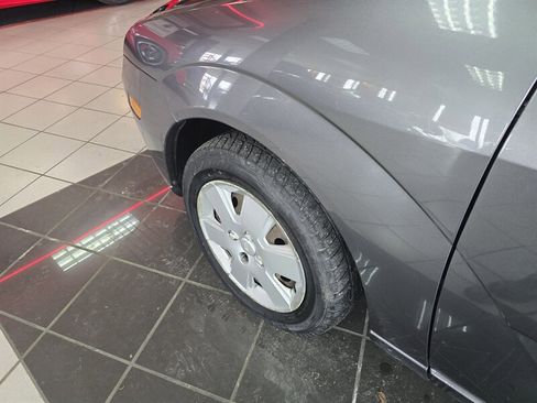 Used 2007 Ford Focus S image 25