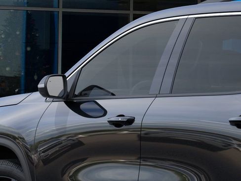 New 2026 Chevrolet Traverse LT FWD image 12