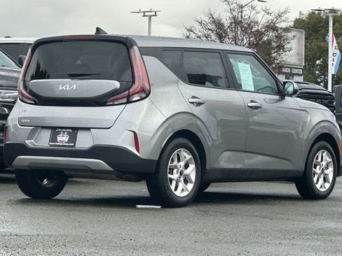 Used 2024 Kia Soul LX w/ Option Group 015 image 4