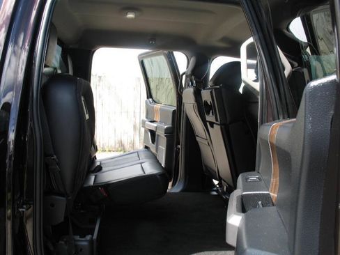 Used 2018 Ford F150 Lariat AWD/4WD image 27