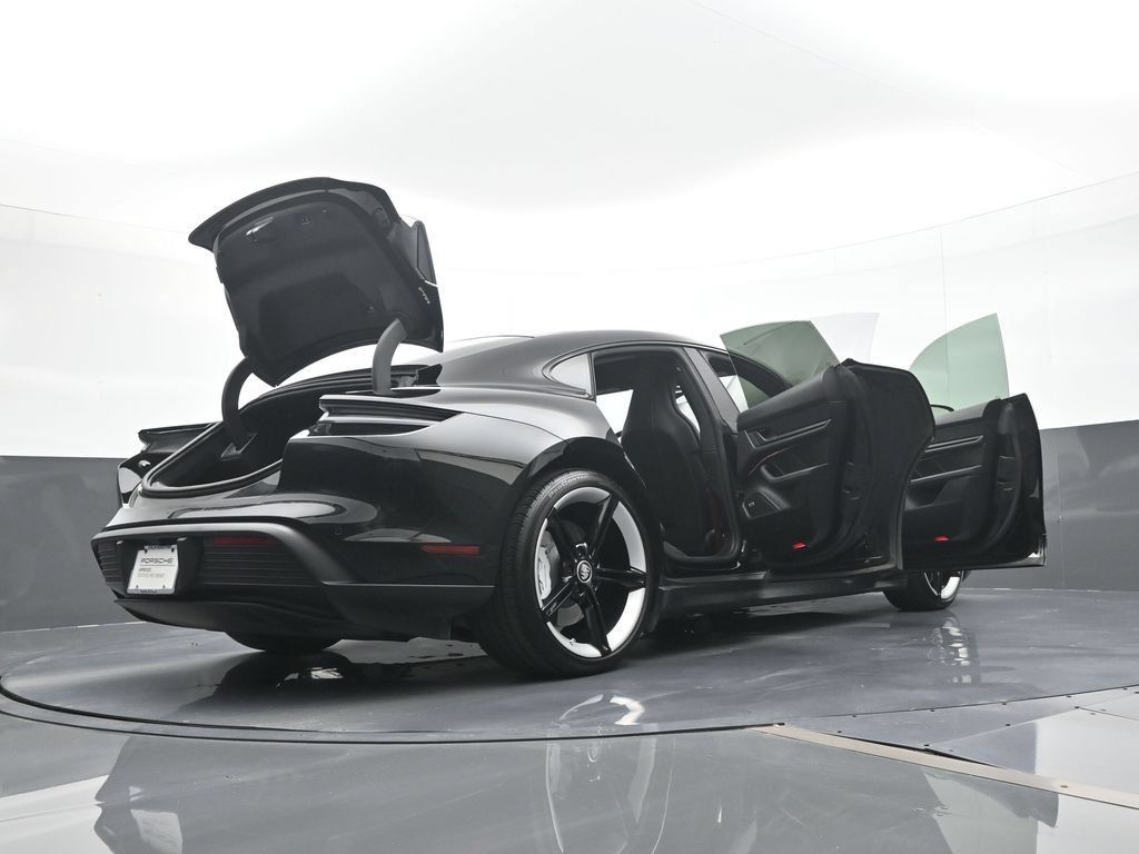 Certified 2021 Porsche Taycan RWD image 26
