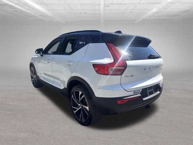 Used 2021 Volvo XC40 T5 R-Design w/ Advanced Package AWD/4WD image 12