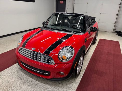 Used 2014 MINI Cooper Convertible FWD image 5