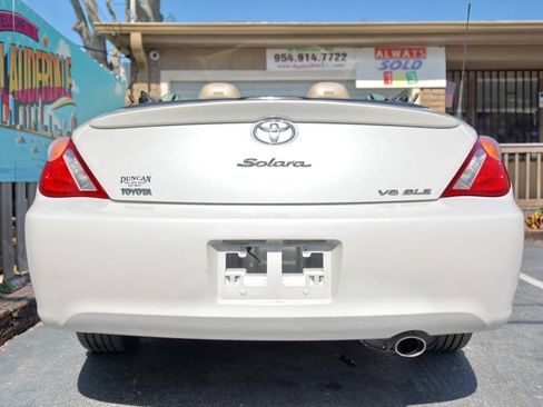 Used 2006 Toyota Solara SLE image 20