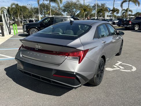 New 2026 Hyundai Elantra SEL Sport Premium image 6