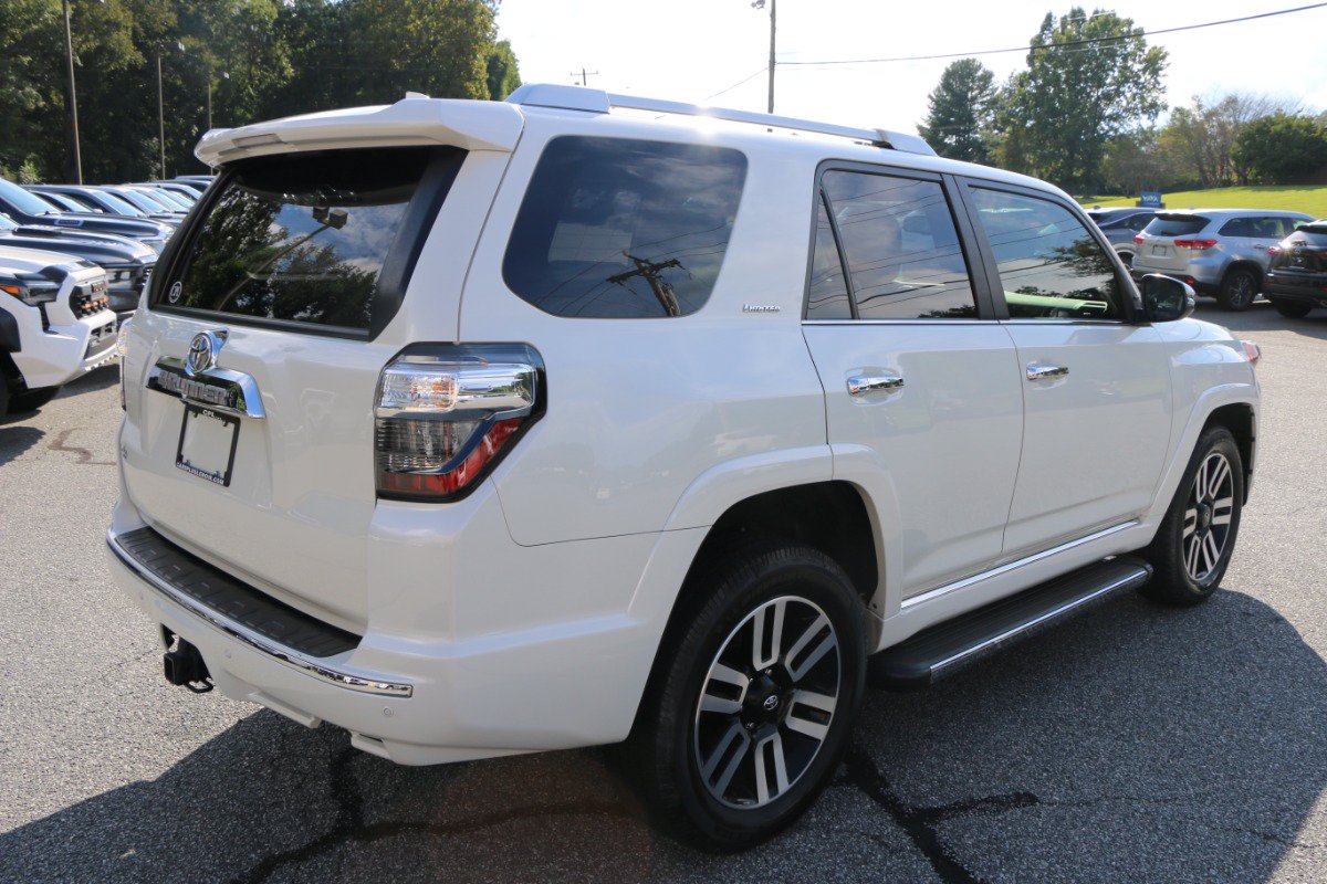 Used 2023 Toyota 4Runner Limited AWD/4WD image 8