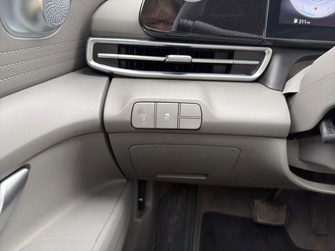Certified 2024 Hyundai Elantra SEL FWD image 27
